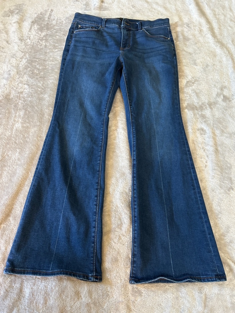 Ann Taylor slim boot Jean